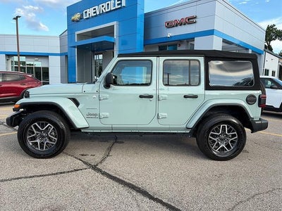 2024 Jeep Wrangler 4-Door Sahara 4x4