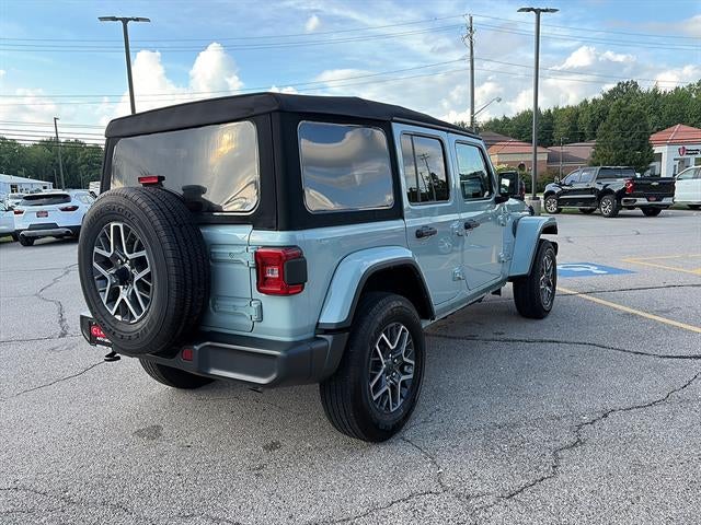 2024 Jeep Wrangler 4-Door Sahara 4x4