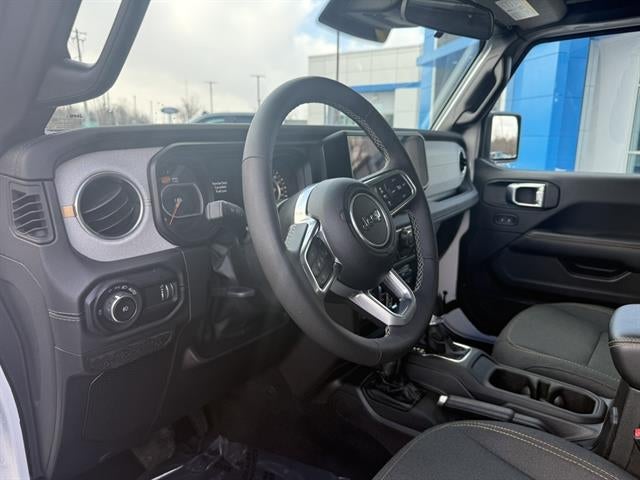 2025 Jeep Wrangler Sahara