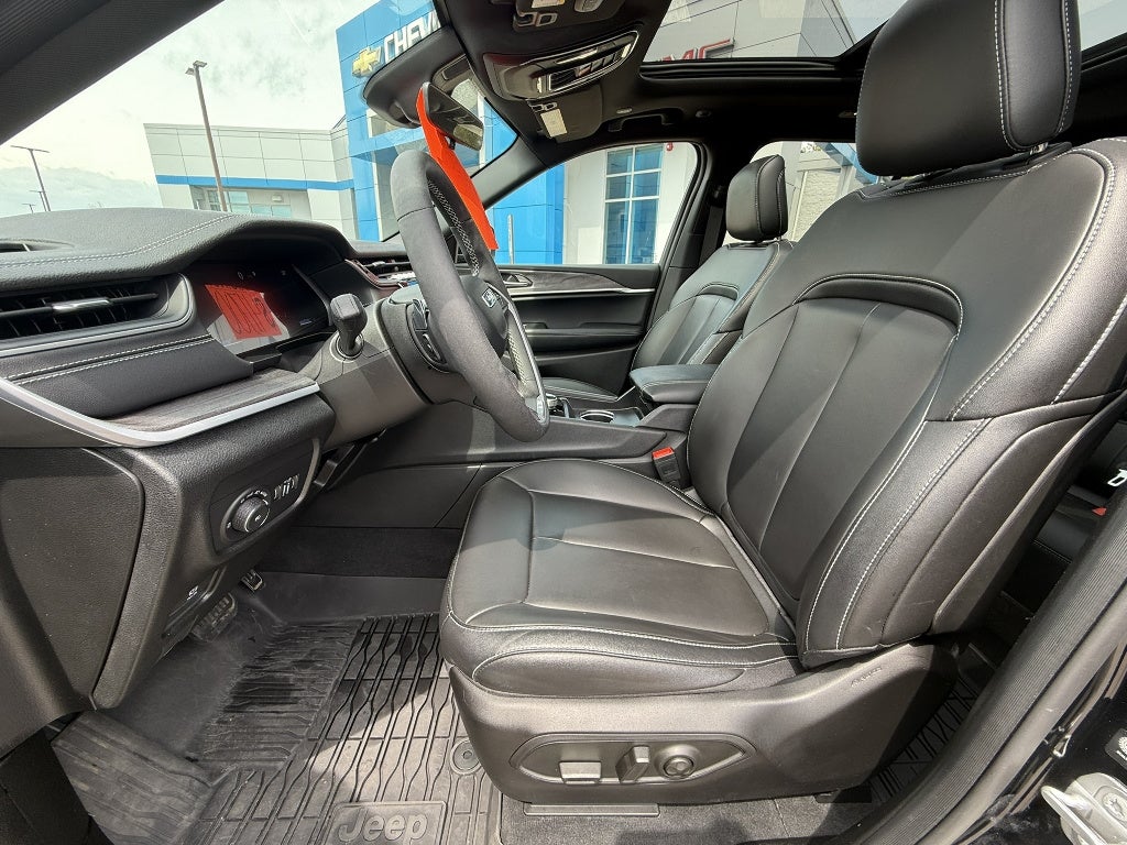 2025 Jeep Grand Cherokee Limited 4x4