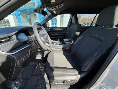 2024 Jeep Grand Cherokee L Laredo