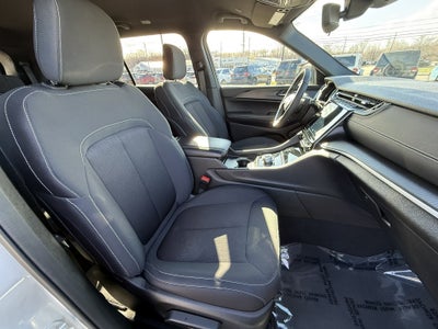 2024 Jeep Grand Cherokee L Laredo