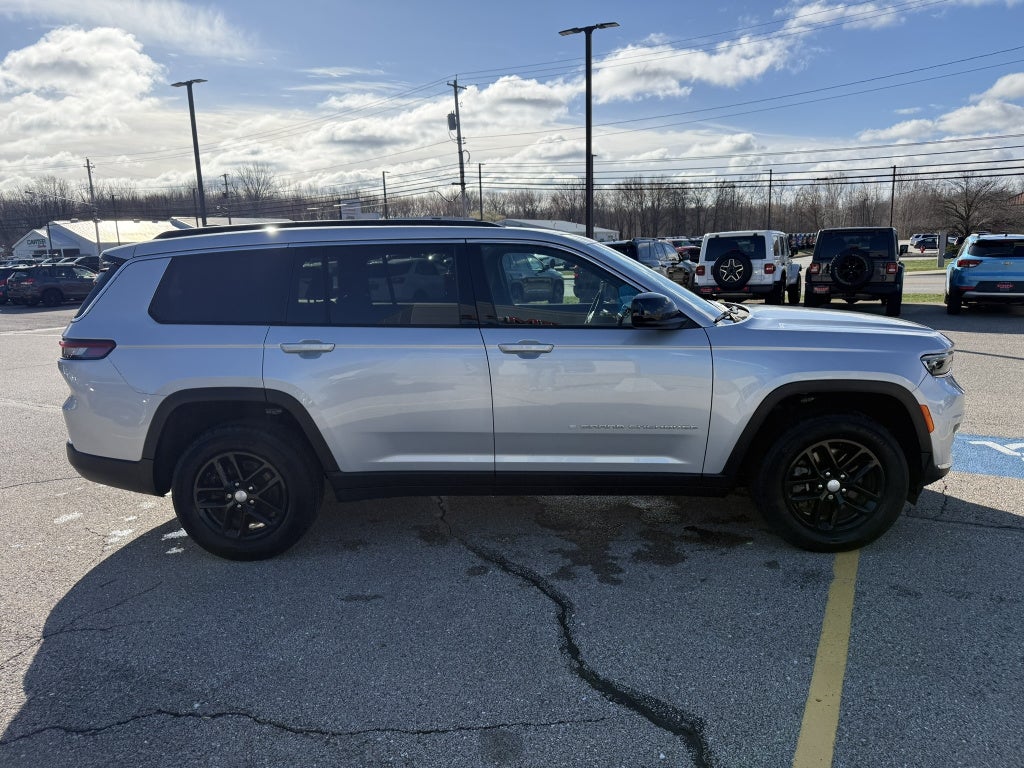 2024 Jeep Grand Cherokee L Laredo
