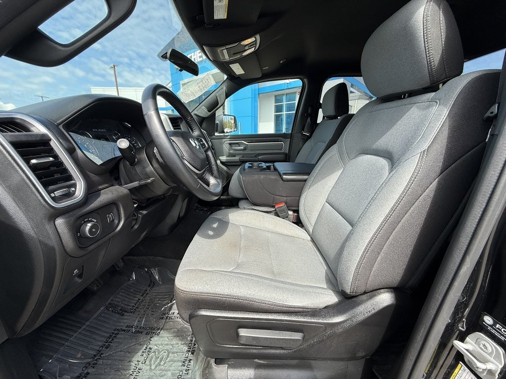 2023 RAM 1500 Big Horn Quad Cab 4x4 6'4" Box