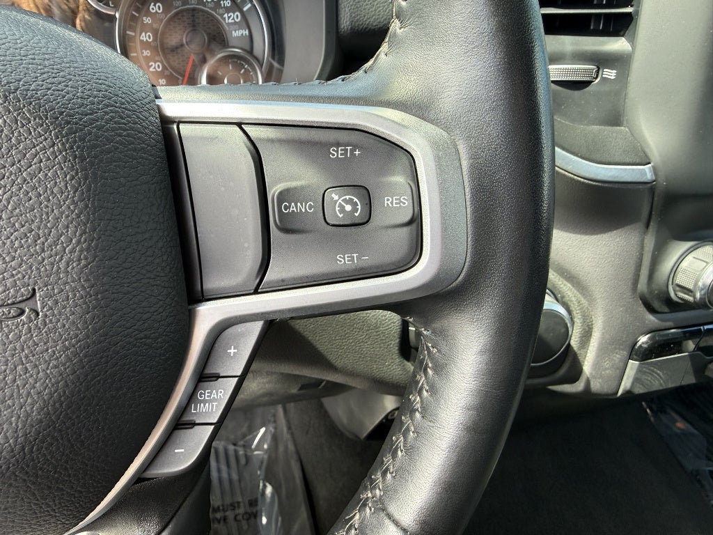 2023 RAM 1500 Big Horn Quad Cab 4x4 6'4" Box