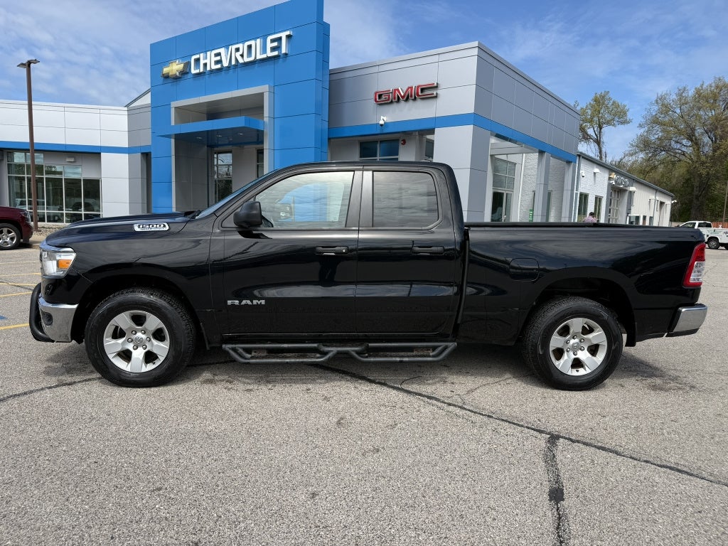 2023 RAM 1500 Big Horn Quad Cab 4x4 6'4" Box