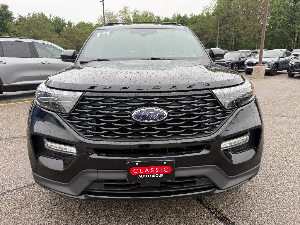 2024 Ford Explorer ST-Line