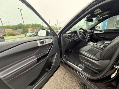 2024 Ford Explorer ST-Line
