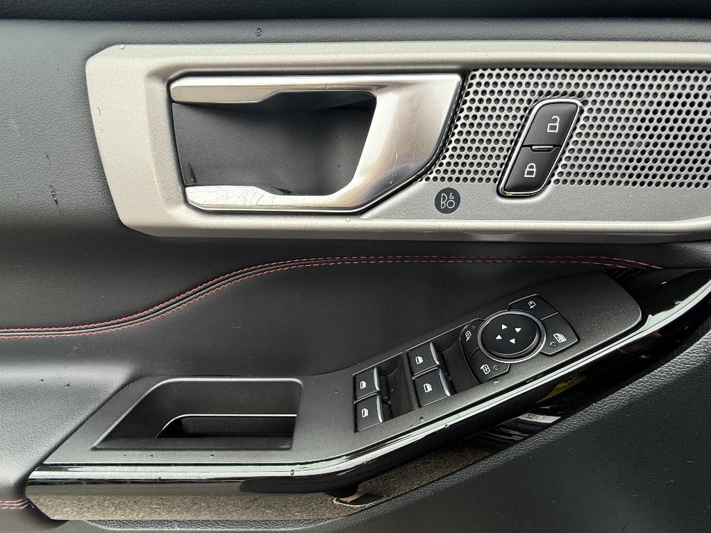2024 Ford Explorer ST-Line