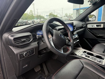 2024 Ford Explorer ST-Line