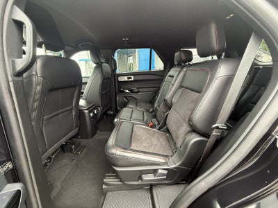 2024 Ford Explorer ST-Line