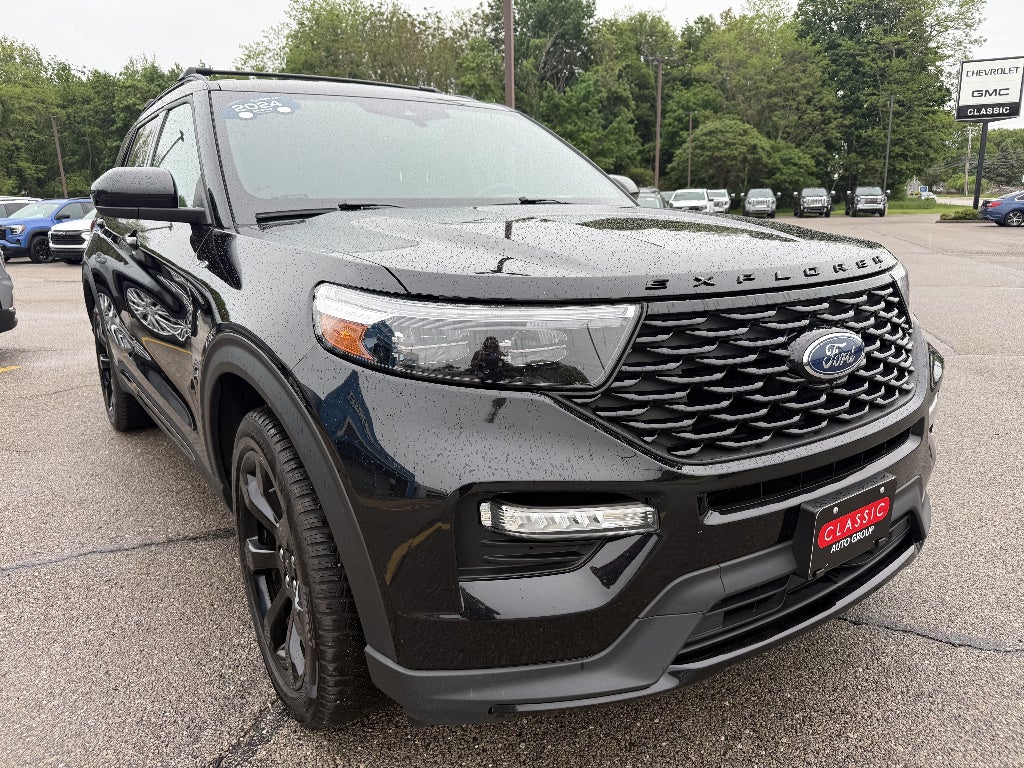 2024 Ford Explorer ST-Line