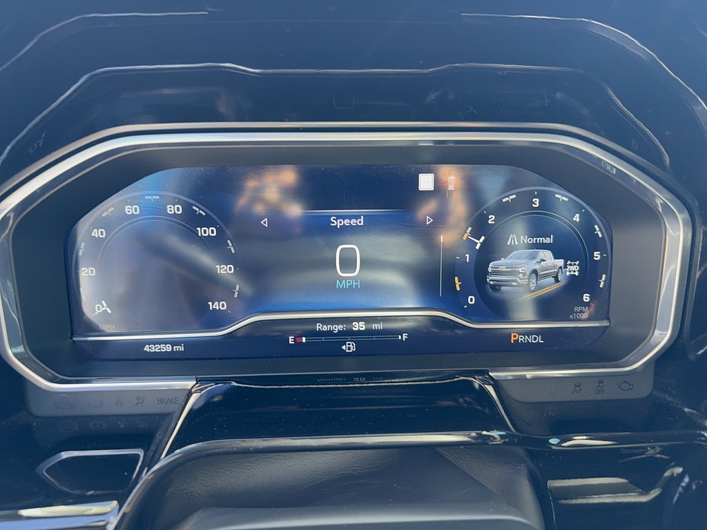 2022 Chevrolet Silverado 1500 LT (2FL)