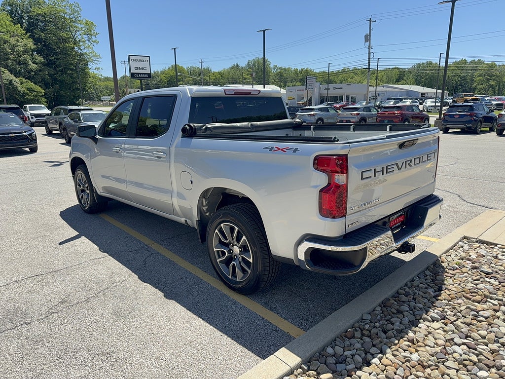 2022 Chevrolet Silverado 1500 LT (2FL)