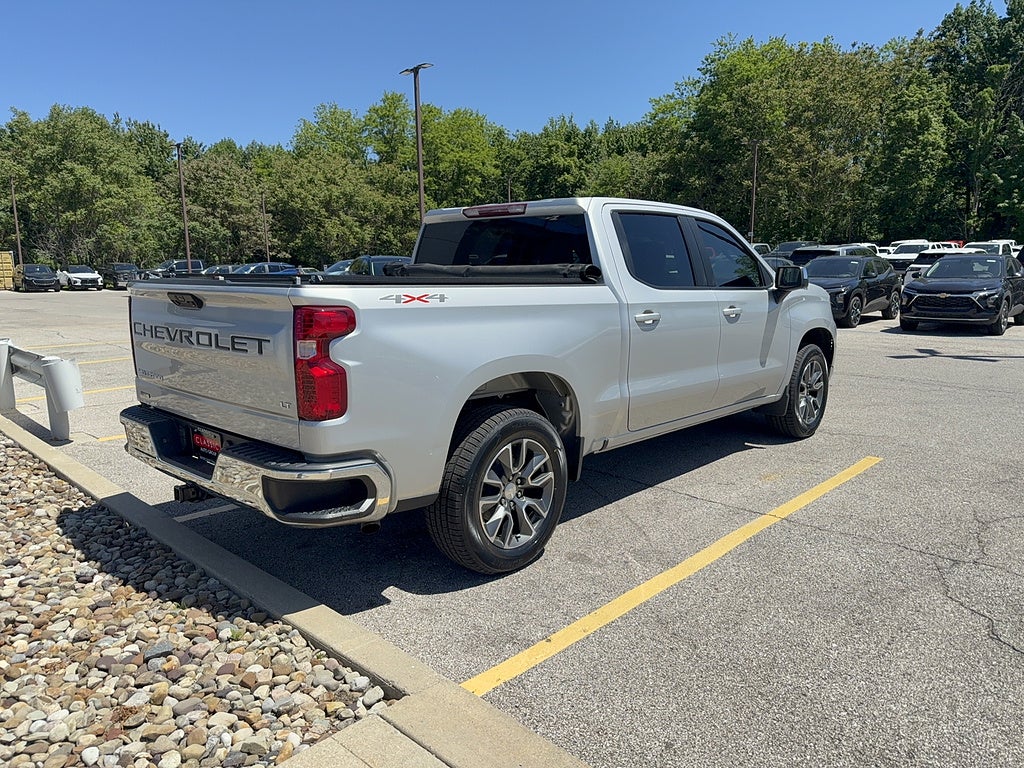 2022 Chevrolet Silverado 1500 LT (2FL)