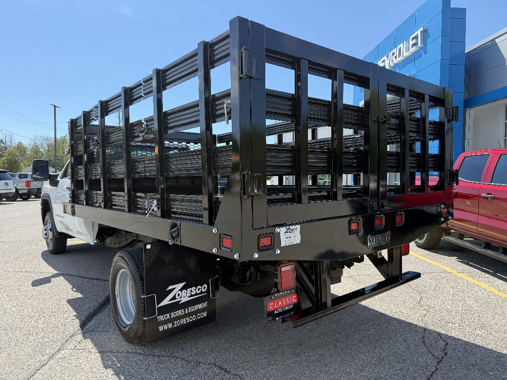 2026 GMC Sierra 3500 HD Chassis Cab Pro
