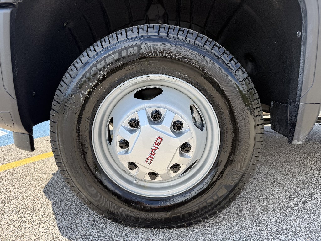 2026 GMC Sierra 3500 HD Chassis Cab Pro