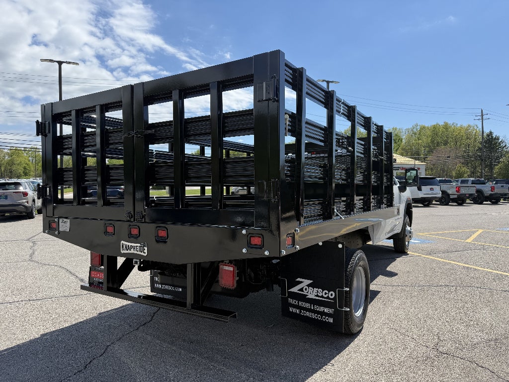2026 GMC Sierra 3500 HD Chassis Cab Pro