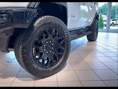 2026 GMC HUMMER EV SUV 2X