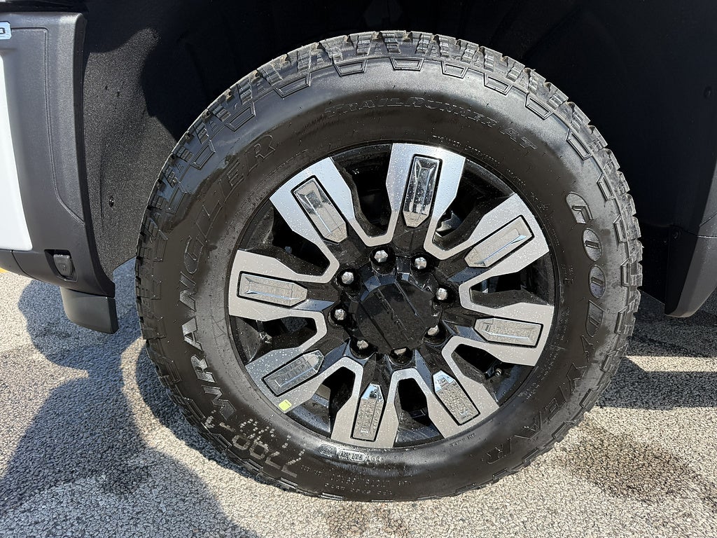2026 GMC Sierra 3500 HD Denali