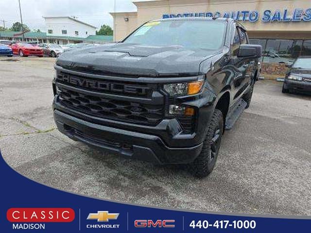 2022 Chevrolet Silverado 1500 Custom Trail Boss