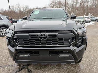 2025 Toyota Tacoma 4WD SR