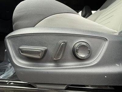 2025 Toyota Tacoma 4WD SR