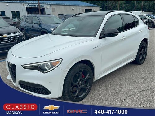 2023 Alfa Romeo Stelvio Veloce AWD