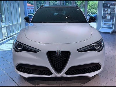 2023 Alfa Romeo Stelvio Veloce AWD