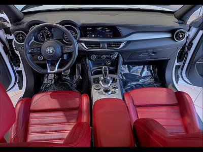 2023 Alfa Romeo Stelvio Veloce AWD