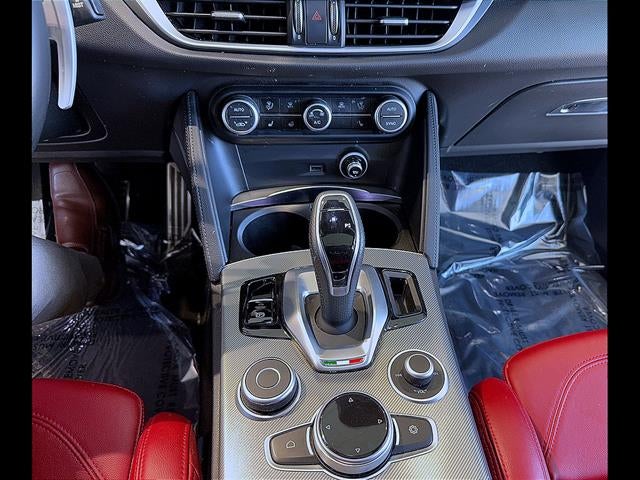 2023 Alfa Romeo Stelvio Veloce AWD